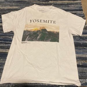 Yosemite tshirt Size Medium